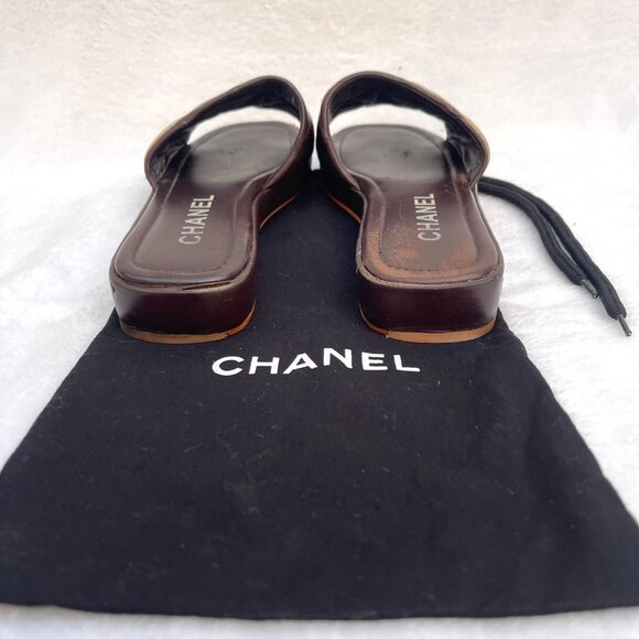 Auc Chanel Cambon Quilted Slides with Beige Interlocking CC in Brown IT 36 - Picture 5 of 10